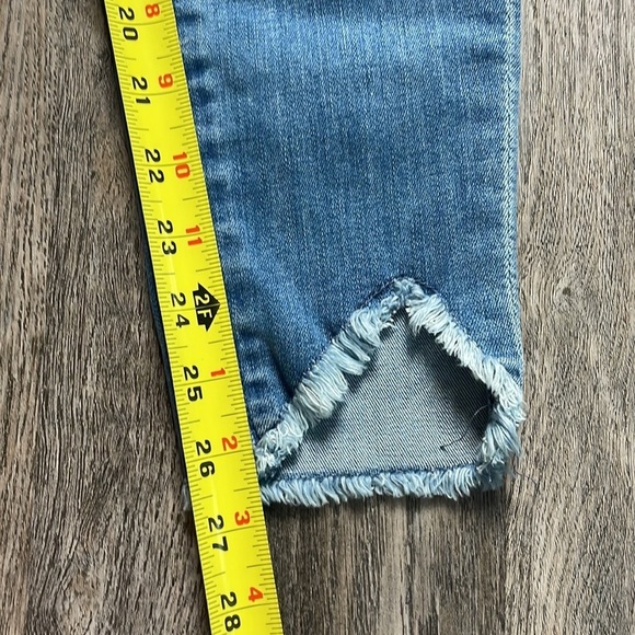 Seven for All Mankind Women’s The Ankle Skinny, Raw hem, high rise, size 26 - Picture 7 of 11